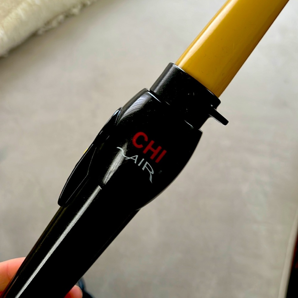 Chi air curling rod 1inch brand new